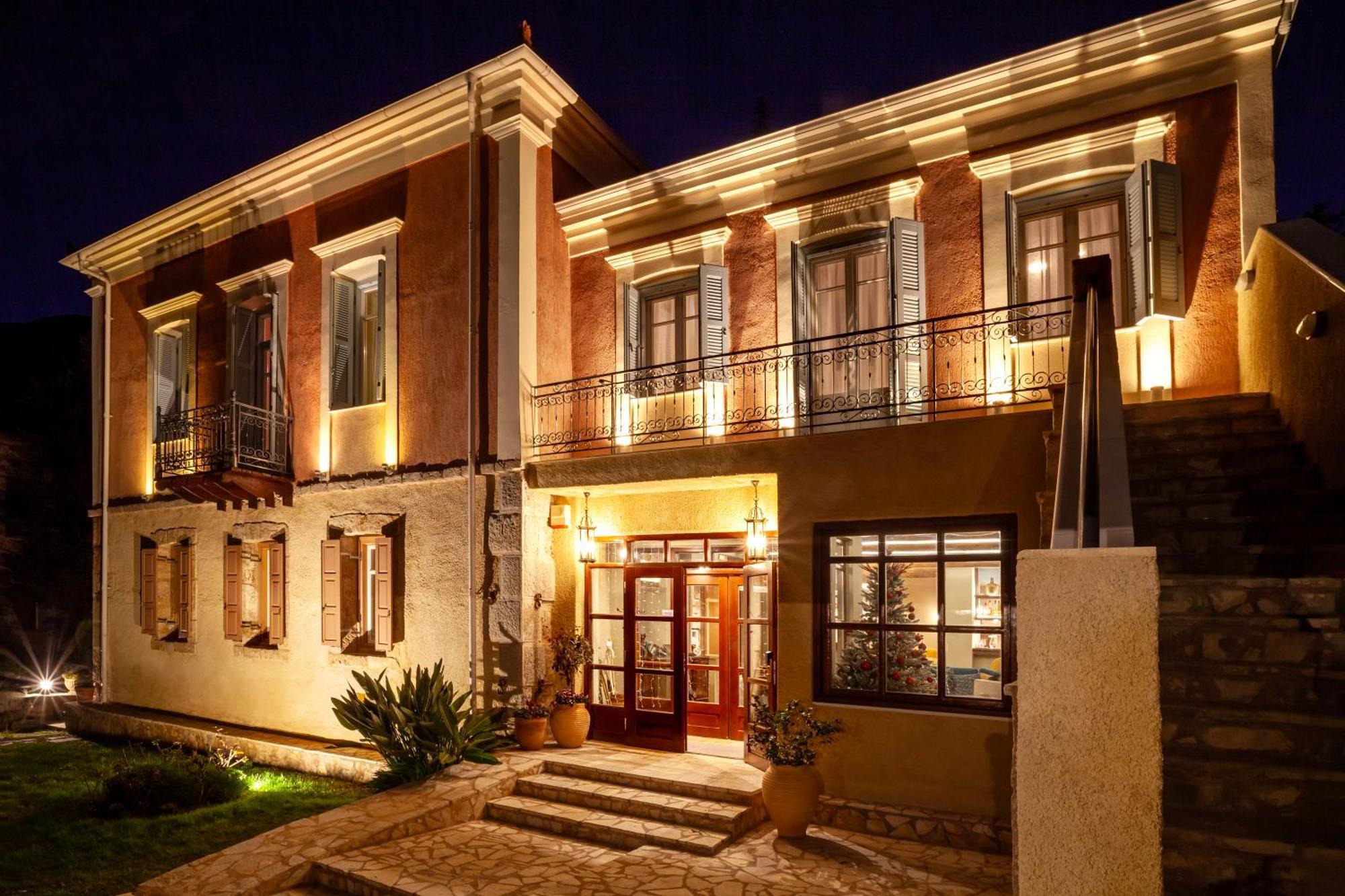 Archontiko Parnassus Dadi Hotel Amfiklia Exterior photo
